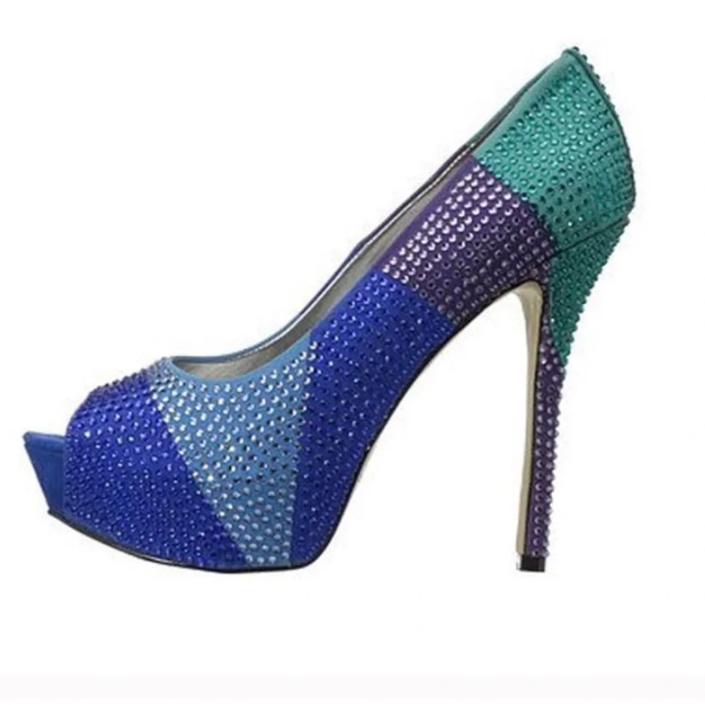 ENZO ANGIOLINI PLATFORM EVENING PUMP